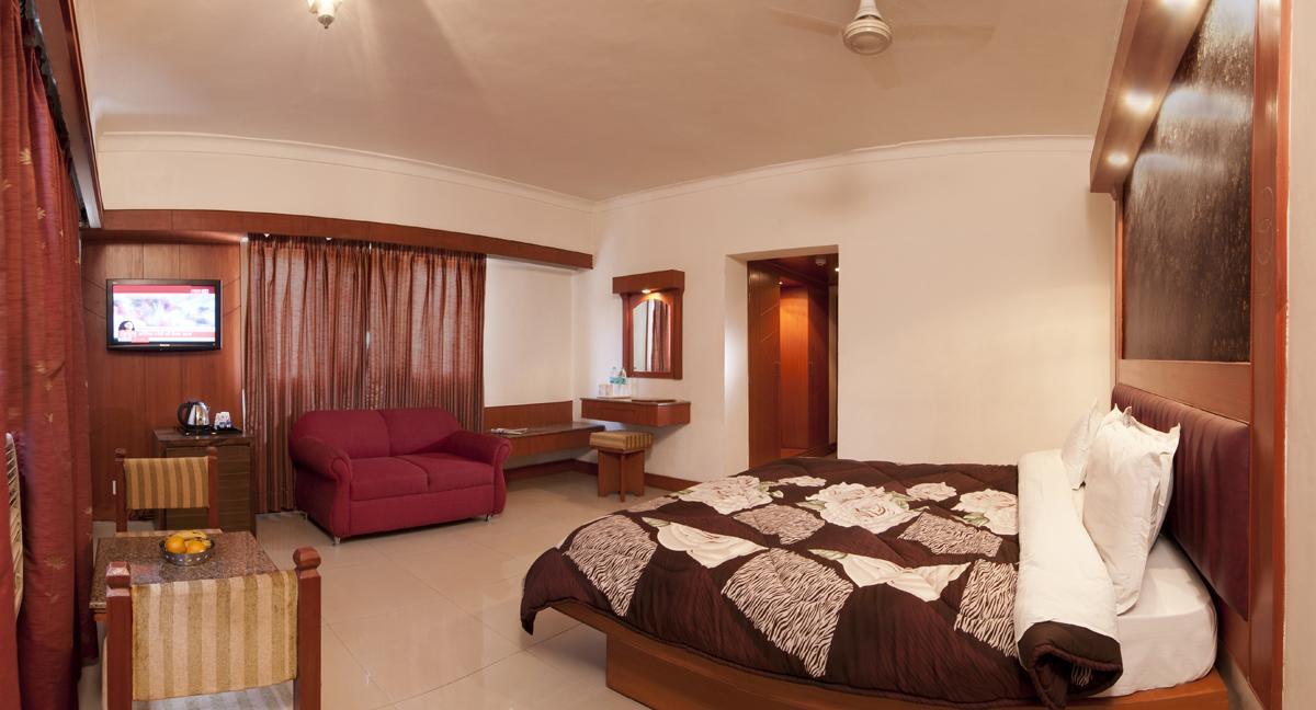 Hotel Atithi Агра Екстериор снимка